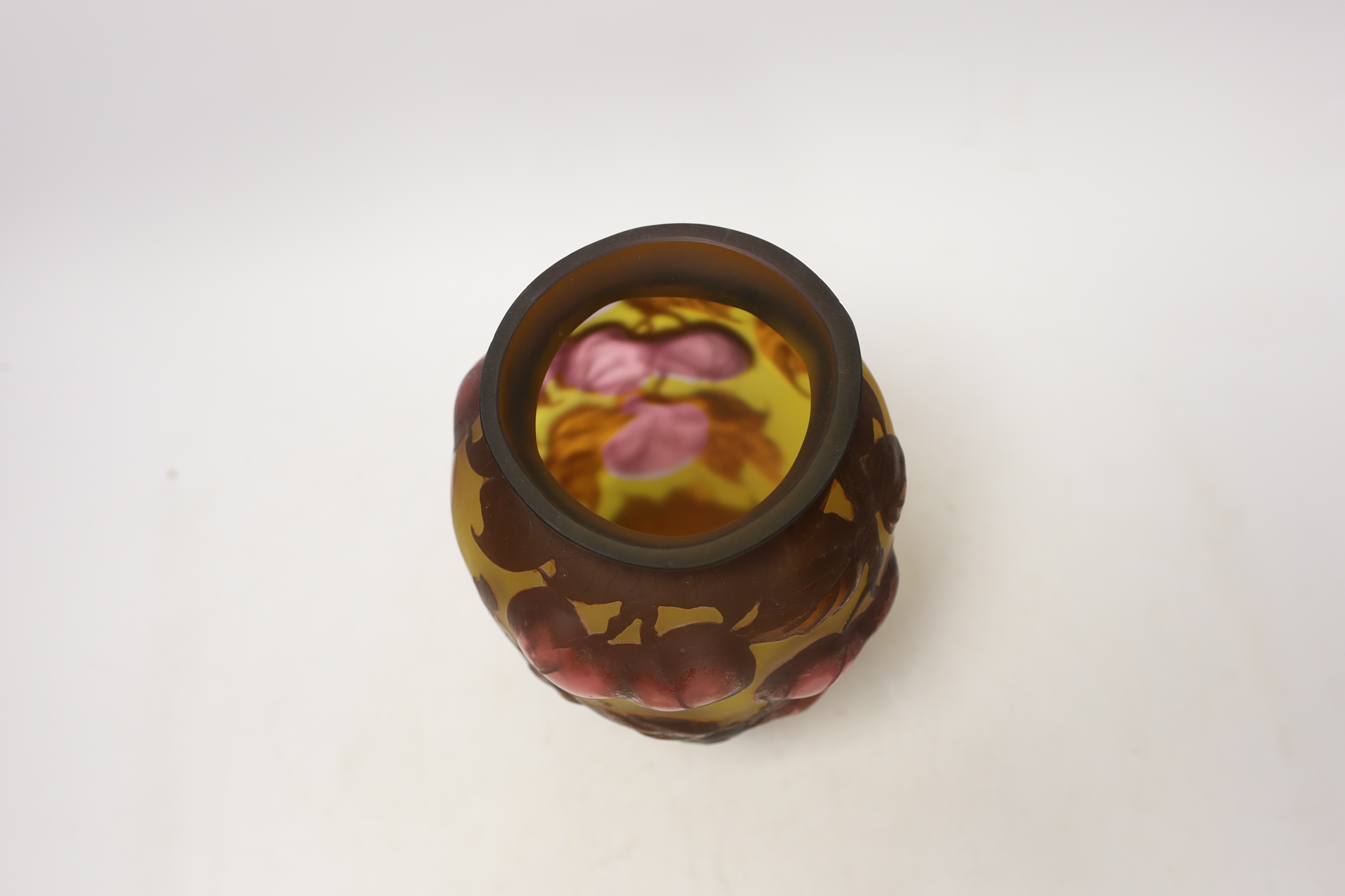 A Galle style cameo glass vase, 21cm